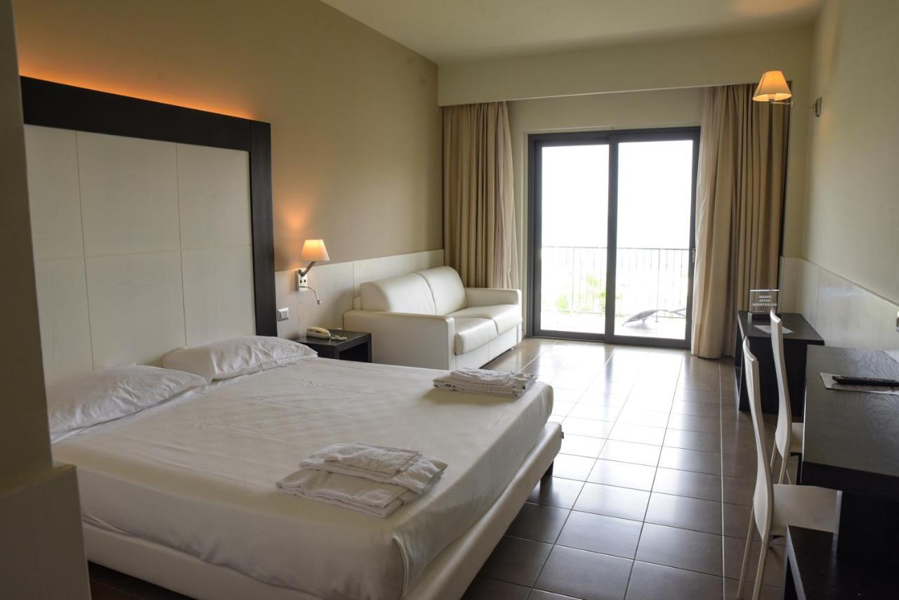 טורה מליסה Grand Hotel Balestrieri מראה חיצוני תמונה